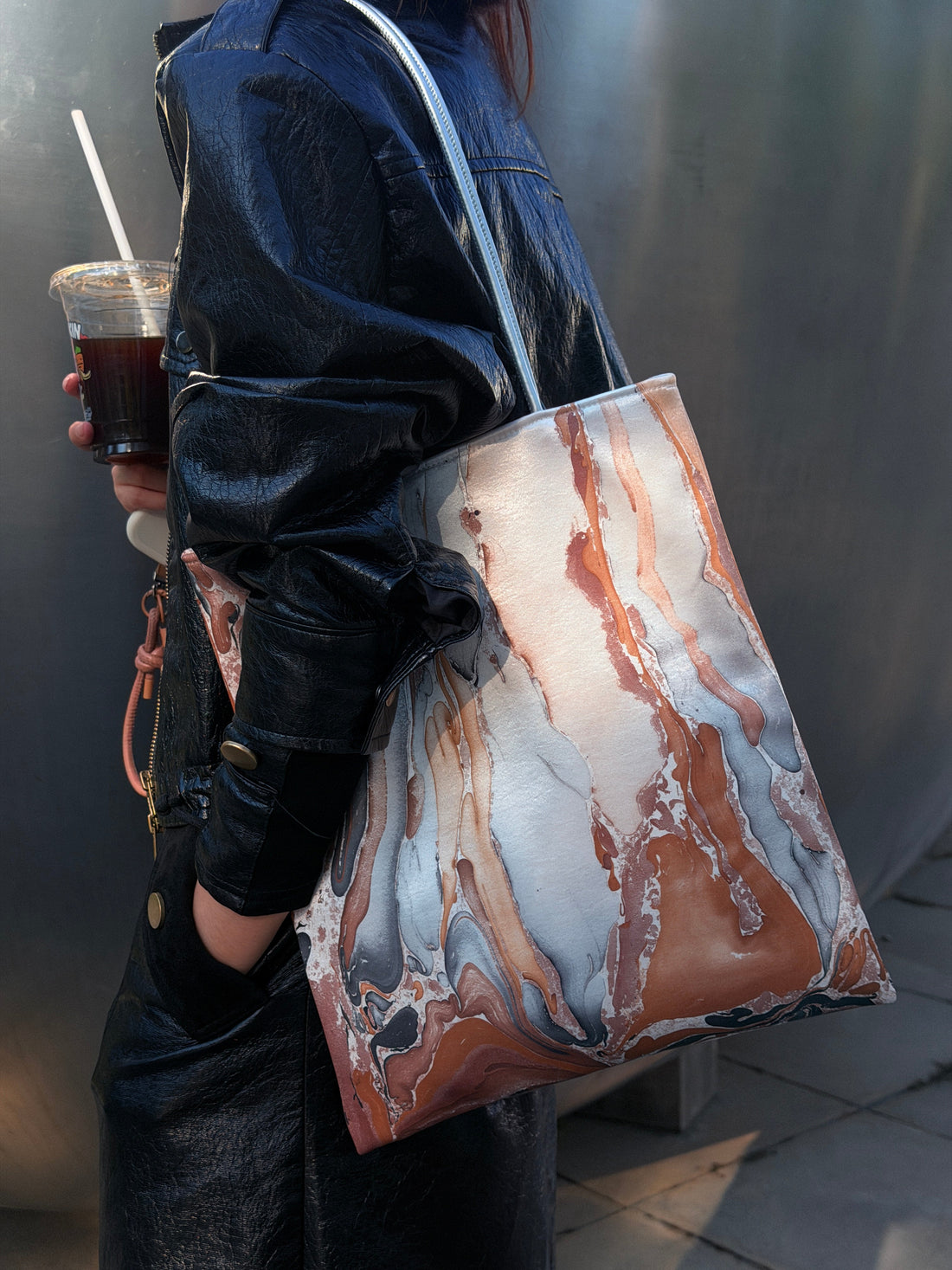 From Traditional Lacquer Craft to Everyday Accessories
