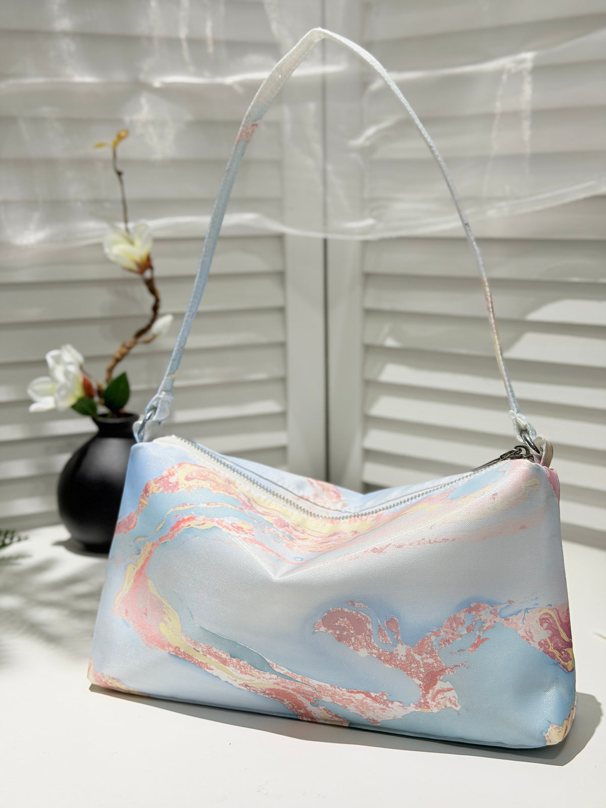 Floating Lacquer Soft Box
