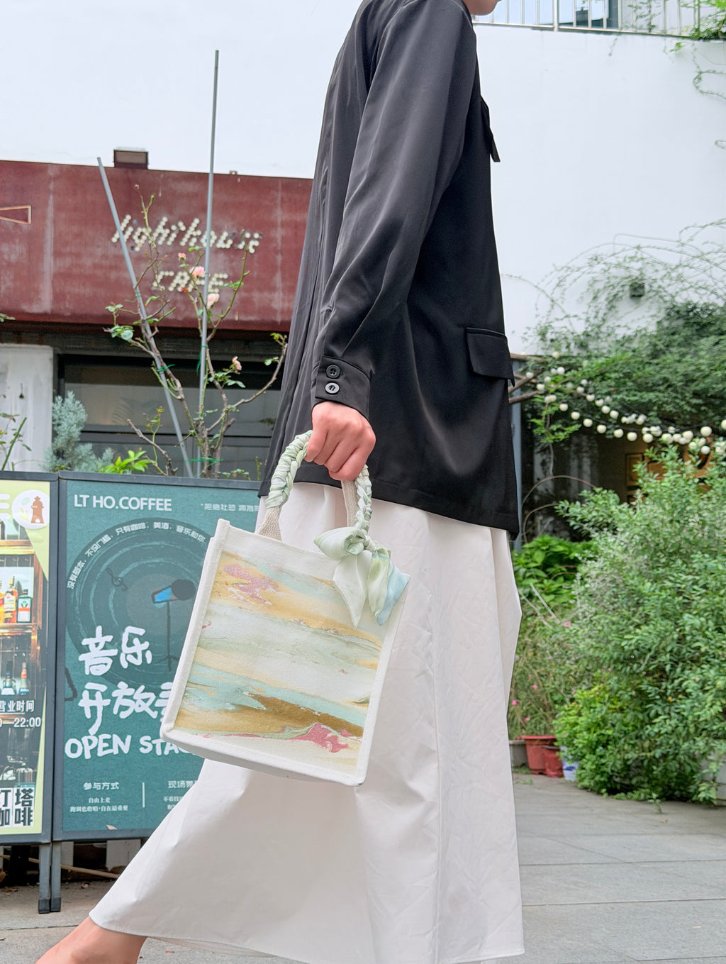 Floating Lacquer Tote