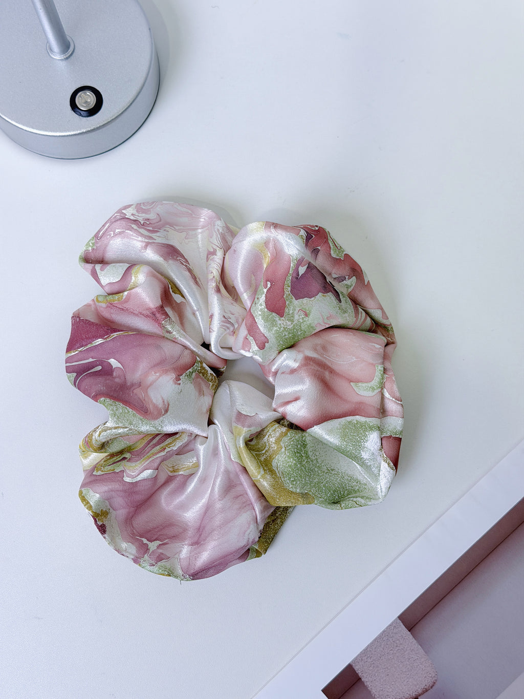 Floating Lacquer Oversized Scrunchie