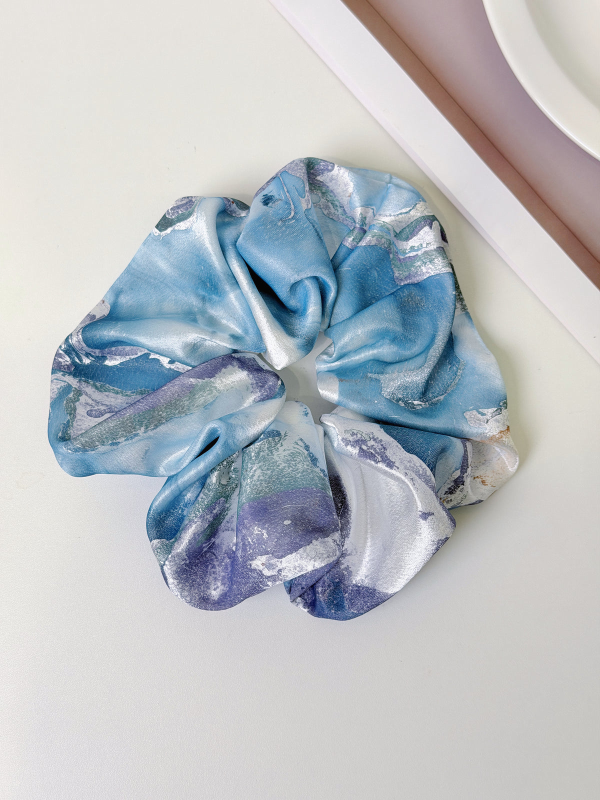 Floating Lacquer Oversized Scrunchie